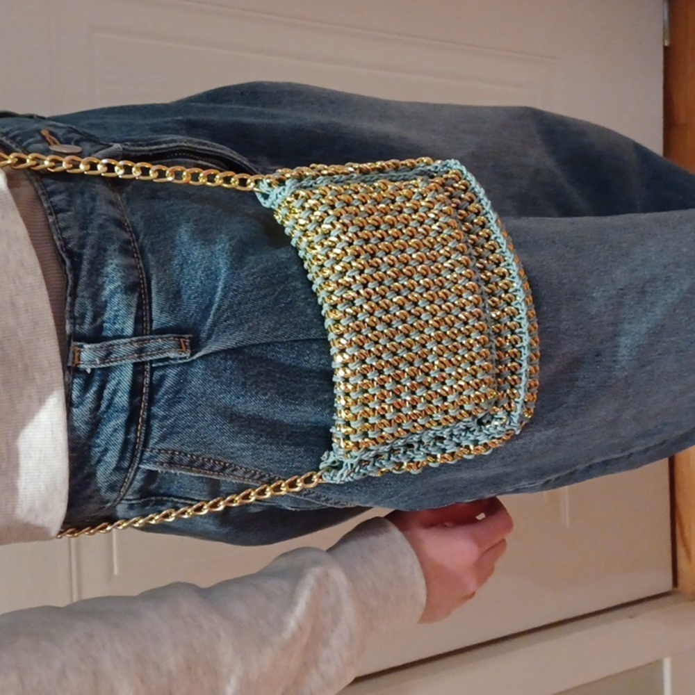 NOWT Tristan blue gold purse 👛 on chain⛓️ - Picture 5 of 12